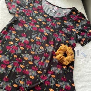 Lularoe XL Classic Tee NWT